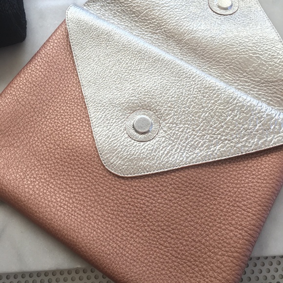 Bill Blass Envelope Clutch Bag Bronze/Silver - Picture 2 of 6